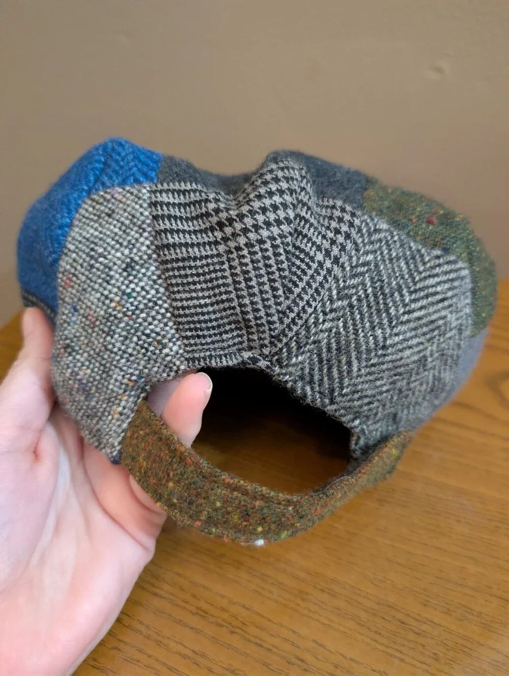 🍀Hanna Hats of Donegal Patchwork Flat Cap Child’s size M